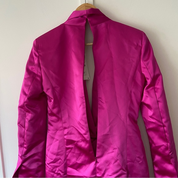 Zara Pink Satin Blazer Dress, deep v neckline & knotted waistband - Size Medium - Picture 10 of 11